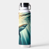 Hai in der Tiefsee und Sonnenlicht Trinkflasche (Rückseite)