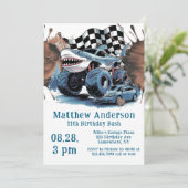 Haiangriff Monster Truck Birthday Bash Einladung (Stehend Vorderseite)