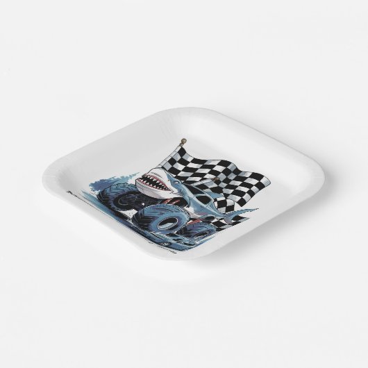 Haiangriff Monster Truck Birthday Bash Pappteller (Gewinkelt)