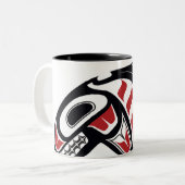 Haida orca auf einer zweiteiligen Tasse (Vorderseite Links)