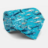 Haie und Meeresleben auf Sea Blue Krawatte (Gerollt)