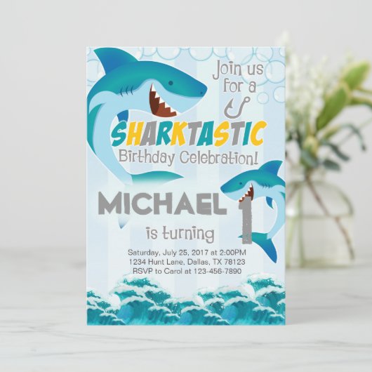 Haifisch Geburtstagsparty Einladung Junge (Stehend Vorderseite)