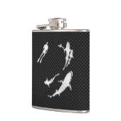 Haifische des Chrom-Taucher-n auf Flachmann (Links)