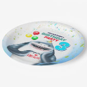 Haifischflossen-Kindergeburtstag Pappteller (Schrägansicht)