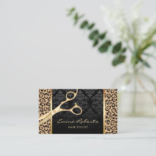 Hair Stylist Goldschere Moderner Leopard Salon Visitenkarte (Stehend Vorderseite)