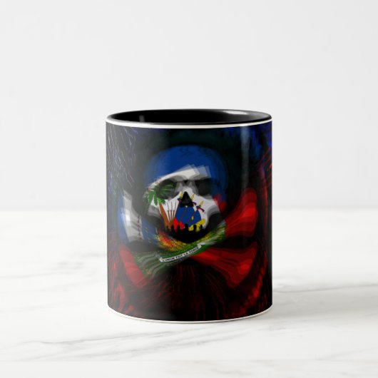 Haitianische Piraten-Flagge Zweifarbige Tasse (Mittel)