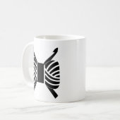 Häkelhaken und Garnbaukunst Kaffeetasse (Vorderseite Links)