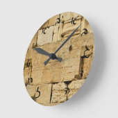 HaKotel - The Western Wall - Hebräische Schrift Runde Wanduhr (Winkel)