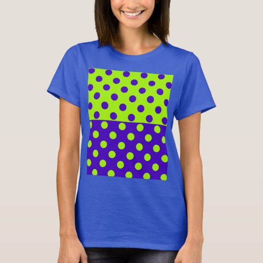 Halb blaue und grüne Tupfen T-Shirt (Vorderseite)