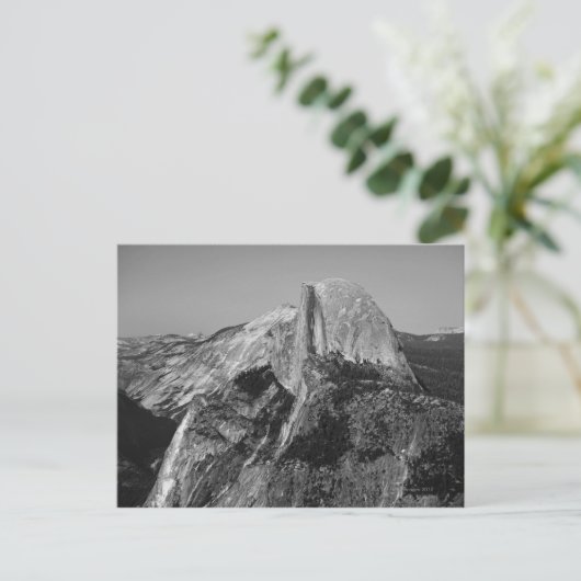 Halb Dome ist ein bekanntes Merkmal in Yosemite Postkarte (Stehend Vorderseite)