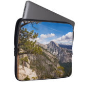 Halb-Dome-Landschaft, Kalifornien Laptopschutzhülle (Vorne Rechts)