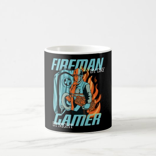 Halb Gamer, halb Feuerwehrmann Kaffeetasse (Mittel)