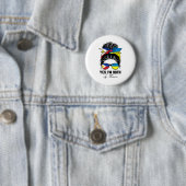 Halb philippinisch halb ukrainisches Mädchen Phili Button (Beispiel)