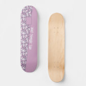 Halb Tarnfarbe Grau und Rosa Ihr Text Skateboard (Vorderseite)