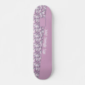 Halb Tarnfarbe Grau und Rosa Ihr Text Skateboard (Vorne)