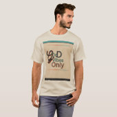 Halbarm-T-Shirt mit einem Design T-Shirt (Vorne ganz)