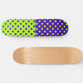 Halbblauer Green Polka Dots Design Skateboard (Horizontal)