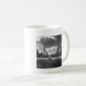 Halbe Haube B&W Yosemite Ca Kaffeetasse (VorderseiteRechts)