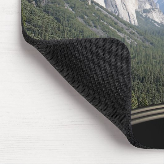 HALBE HAUBE YOSEMITE MOUSEPAD (Ecke)