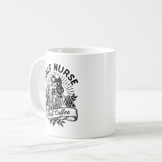 halbe Nurse halbes Kaffeekonzept Kaffeetasse (Vorderseite Links)