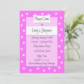 Halbepover Party Einladung Niedlich rosa Bett (Stehend Vorderseite)