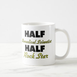 Halber biomedizinischer Wissenschaftler-halber Kaffeetasse