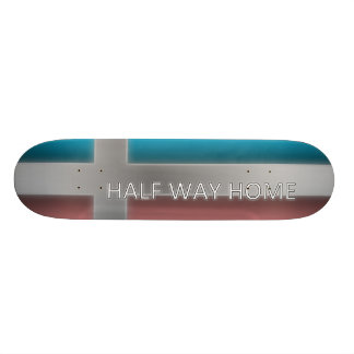 Halbes Weisen-Zuhause-heilige gekreuzte Plattform Skateboard