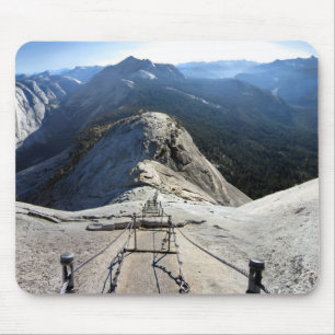 Halbkuppel aus den Kabeln - Yosemite Mousepad