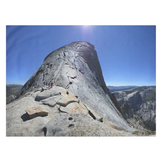 Halbkuppel aus der Kabelbasis - Yosemite Tischdecke (Vorderseite (Horizontal))