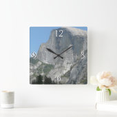 Halbkuppel von der Seite im Yosemite Nationalpark Quadratische Wanduhr (Zuhause)