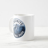 Halbkuppel Yosemite RundEmblem Kaffeetasse (Vorderseite Links)