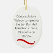 Halbmarathonläuferverzierung der Frau in Rot Keramik Ornament (Hinten)