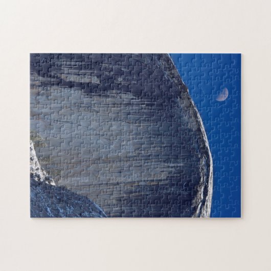 Halbmond, der über Spitze der halben Haube steigt Puzzle (Horizontal)