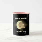 Halbmond Yoga Zweifarbige Tasse (Mittel)