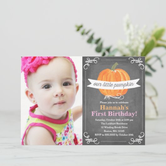 Halbpension Little Pumpkin Geburtstag Einladung (Stehend Vorderseite)