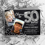 Halbpension Silver Balloons 2 Foto 50. Geburtstag Einladung<br><div class="desc">Feiern Sie den Meilenstein des Eintritts in den herrlichen 50er mit diesen einzigartigen "Chalkboard Silver Balloons 50. Geburtstag Einladungen". Angereichert mit einem rustikalen Chalkboard-Hintergrund und schimmernden Imitaten, die silbernen Glitzer Flecks, laden diese zu Vintagem Charme und moderner Eleganz ein. Laden Sie ein Foto des Geburtstagssterns hoch und passen Sie die...</div>