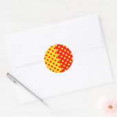 Halbrotes Polka-Dots-Design Runder Aufkleber (Umschlag)