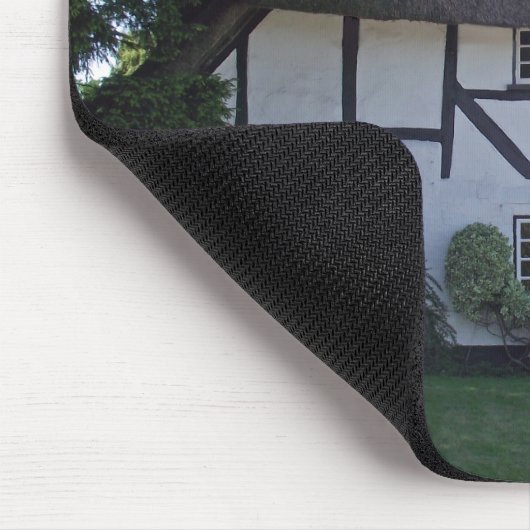 Halbzeitgedrossene Hütte Mousepad (Ecke)