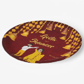 Haldi Mehndi Sangeet Indischer Hochzeitmaroon gelb Pappteller (Schrägansicht)