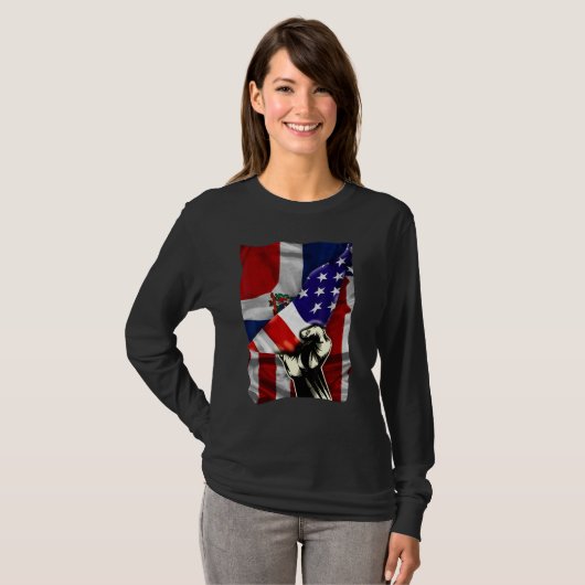 Half American Flag Dominican ROOTS USA Flag Dom Re T-Shirt (Vorne ganz)
