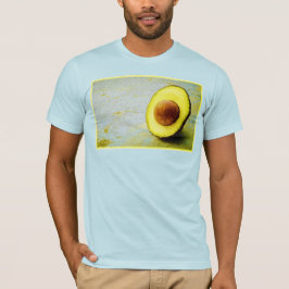"Half Avocado" Niedliches Foto. Jetzt kaufen T-Shirt