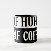 Half Human Half Coffee Mug Zweifarbige Tasse (Mittel)