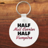Half Mail Carrier Half Vampire Schlüsselanhänger (Vorderseite)