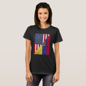 Half USA Flag Half Ecuador Flag American Ecuadoria T-Shirt (Vorne ganz)