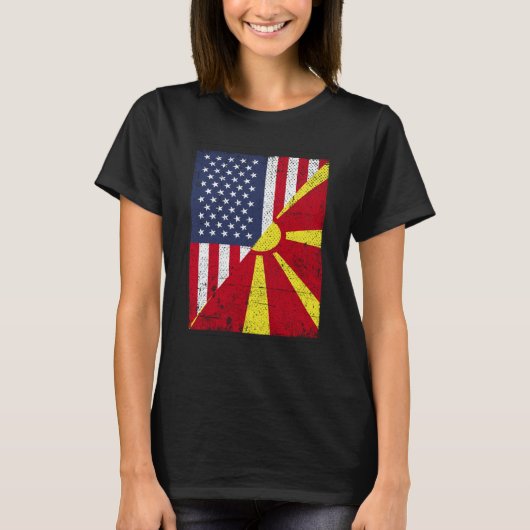 Half USA Flag Half Macedonia Flag American Macedon T-Shirt (Vorderseite)