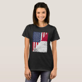 Half USA Flag Half Malta Flag American Maltese T-Shirt (Vorne ganz)