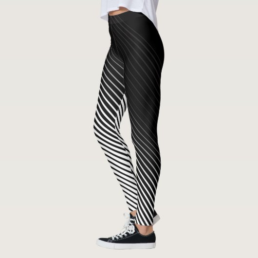 Hälfe eine Frau - Hälfe ein Zebra Leggings (Links)