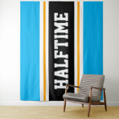 HALFTIME Athletic Bright Sky Blue Black Stripes Wandteppich (Beispiel)