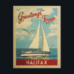 Halifax Postcard Sailboat Vintage Travel Kanada Postkarte<br><div class="desc">Dieses Greetings From Halifax Canada Vintage Reise nautical design verfügt über ein Boot,  das auf dem Wasser mit Möwen segelt und einen blauen Himmel gefüllt mit herrlichen puffigen weißen Wolken.</div>