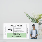 Hall Pass Grad Party Green High School Einladung (Stehend Vorderseite)